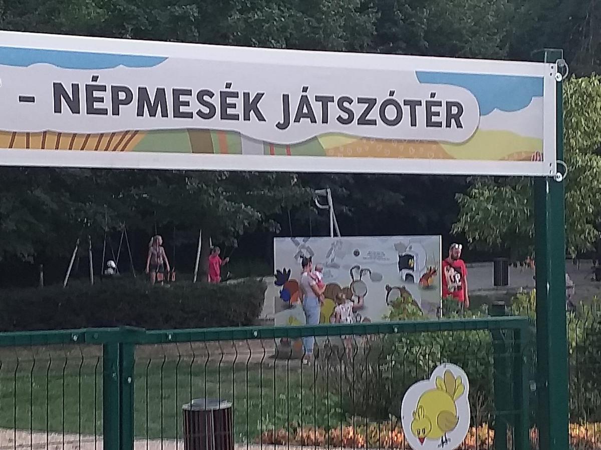Galeria Villa Veszprém المظهر الخارجي الصورة