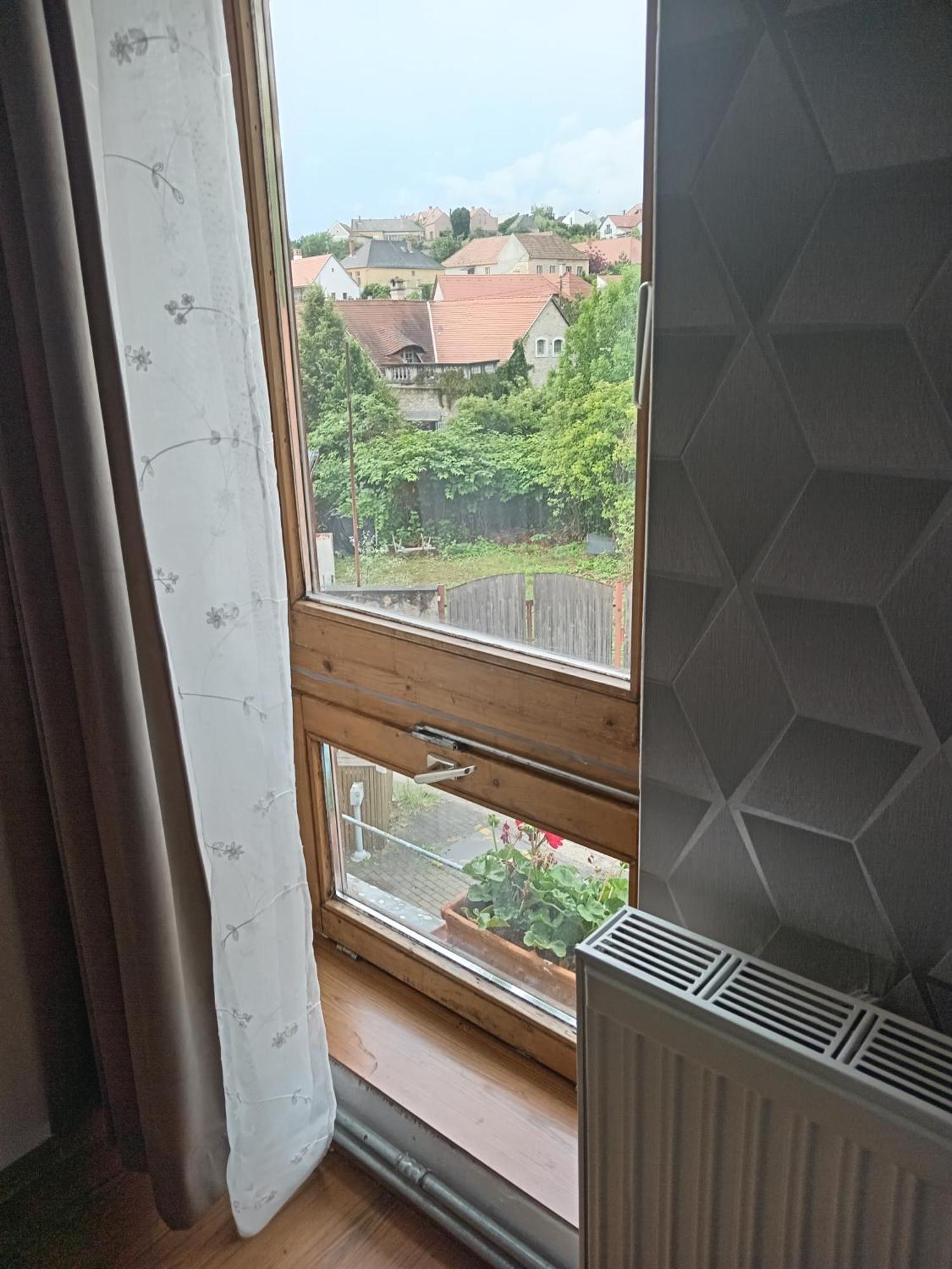 Galeria Villa Veszprém المظهر الخارجي الصورة