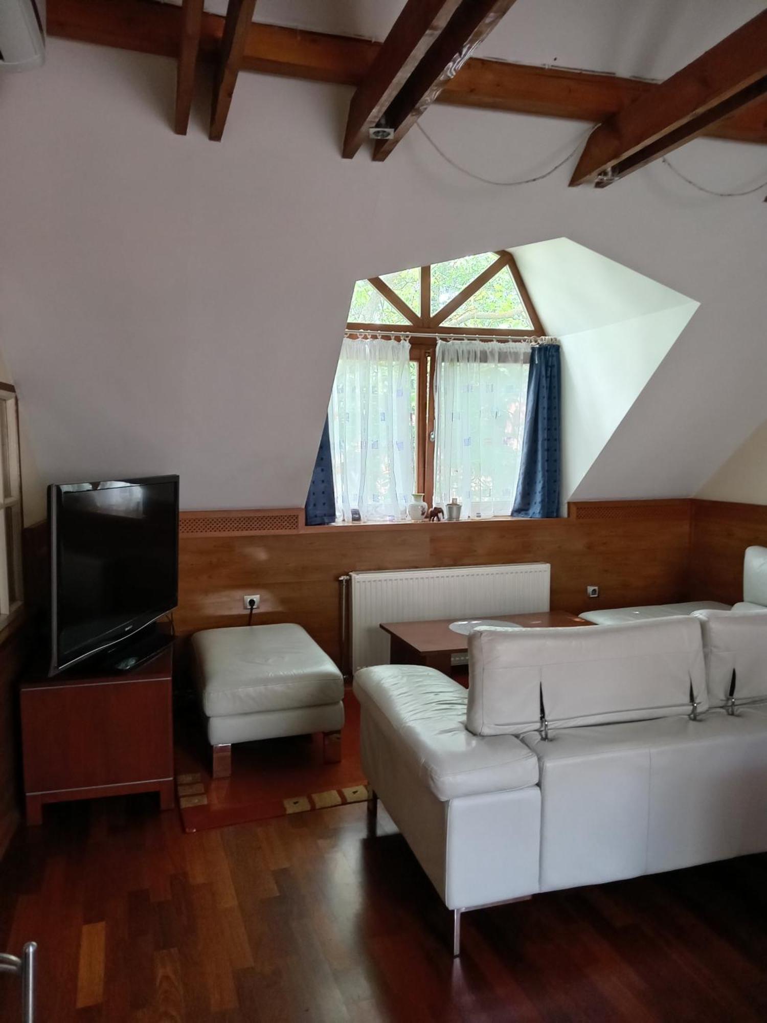 Galeria Villa Veszprém المظهر الخارجي الصورة